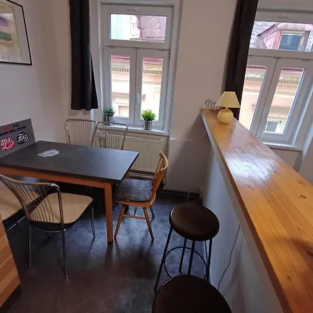 Ap 5 Alice Near Springs - 4 * 卡罗维发利